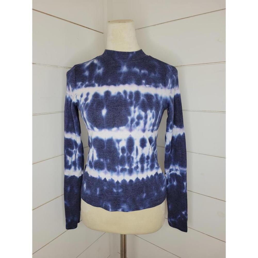 American Eagle Outfitters XS Blue & white tie dye waffle knit tee shirt